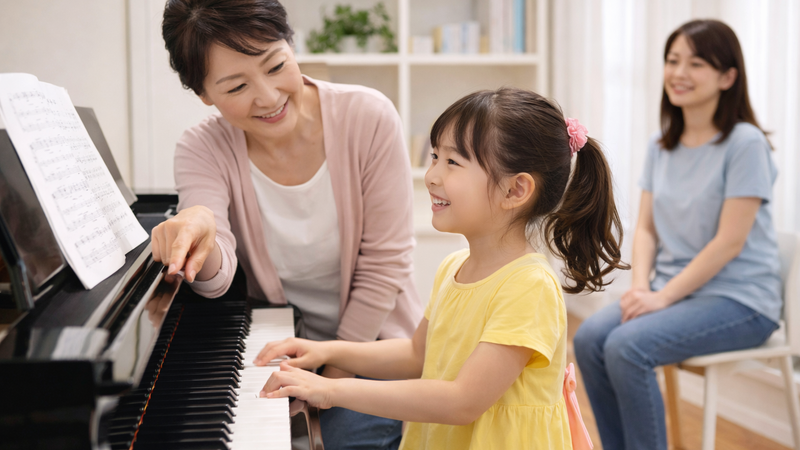 【メリットが多い習いごと】ピアノで子どもの力が育つ理由と注意点を解説